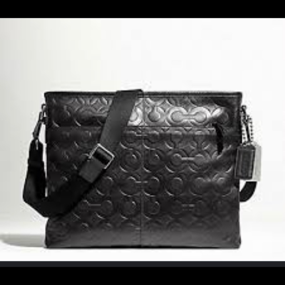AUTHENTIC Coach crossbody Men’s black leather shoulder bag